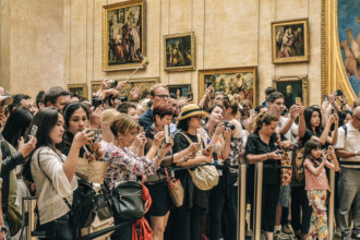 Read more about the article Annoying Things Tourists Do