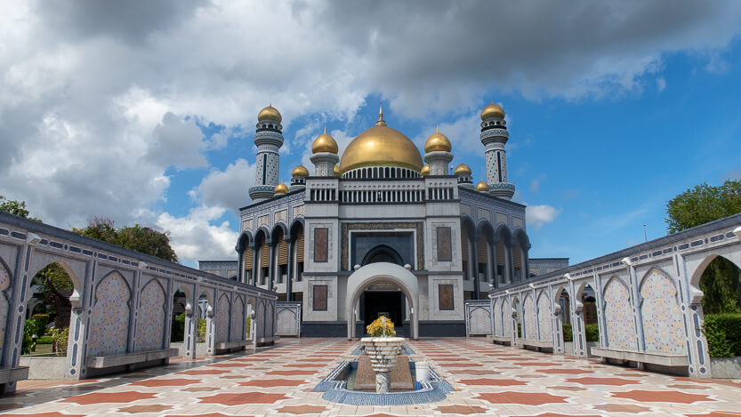 Jame' Asr Hassanil Bolkiah Mosque